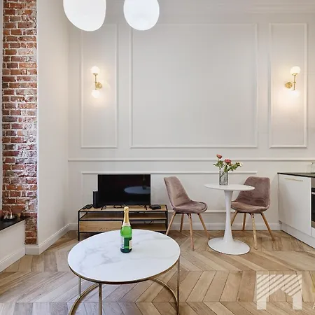 Piotrkowska Glamour By Lookap Apartment