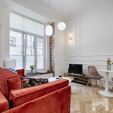 Piotrkowska Glamour By Lookap *